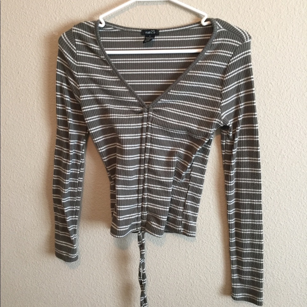 Green and white front cinch top